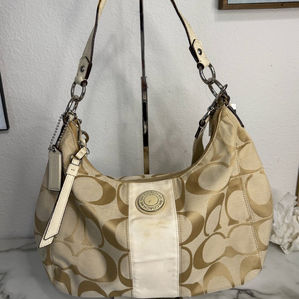 6-Coach Purses - Picture 5 of 6